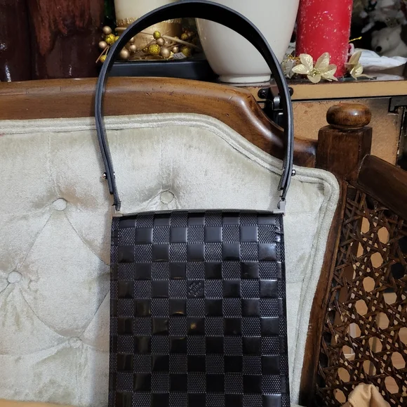 (SOLD)Authentic Louis Vuitton cabaret damier vernis club bag - Picture 2 of 16